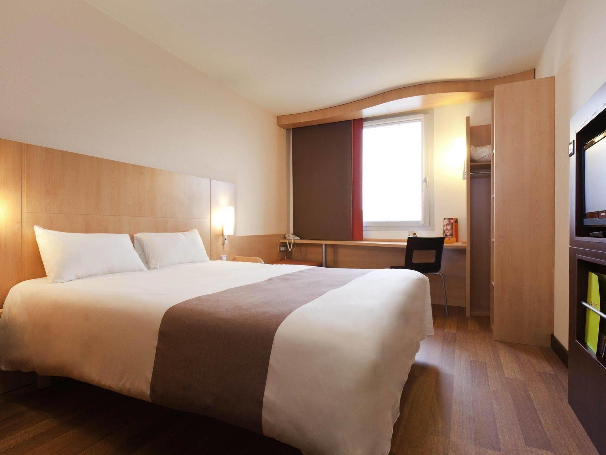 Ibis Beauvais Aeroport Hotel Luaran gambar