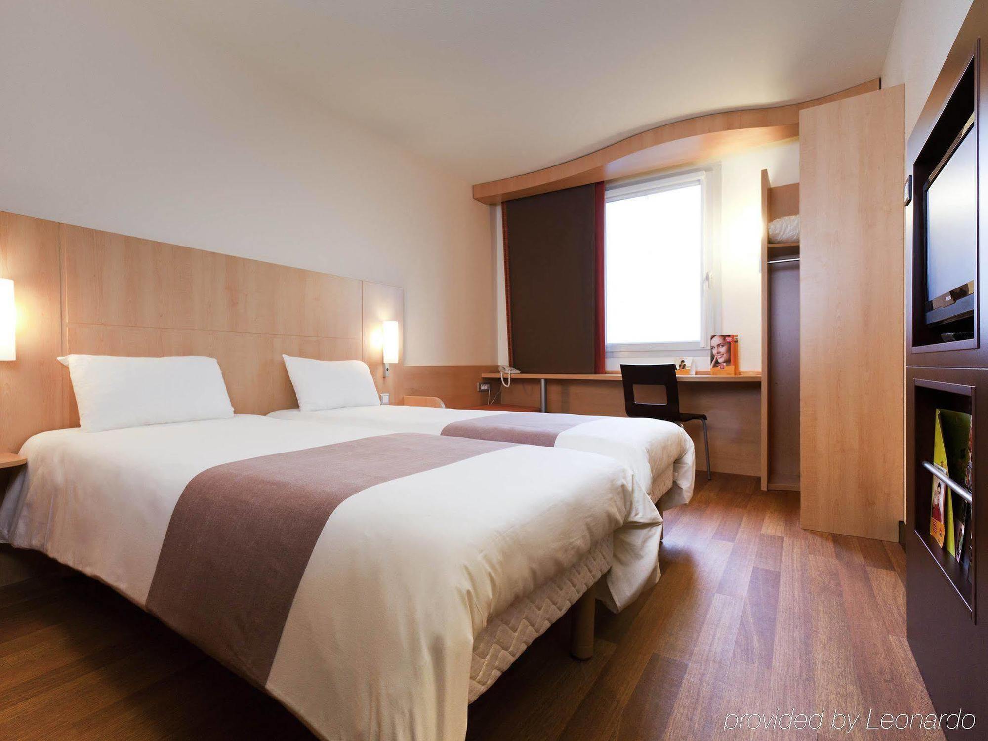 Ibis Beauvais Aeroport Hotel Luaran gambar